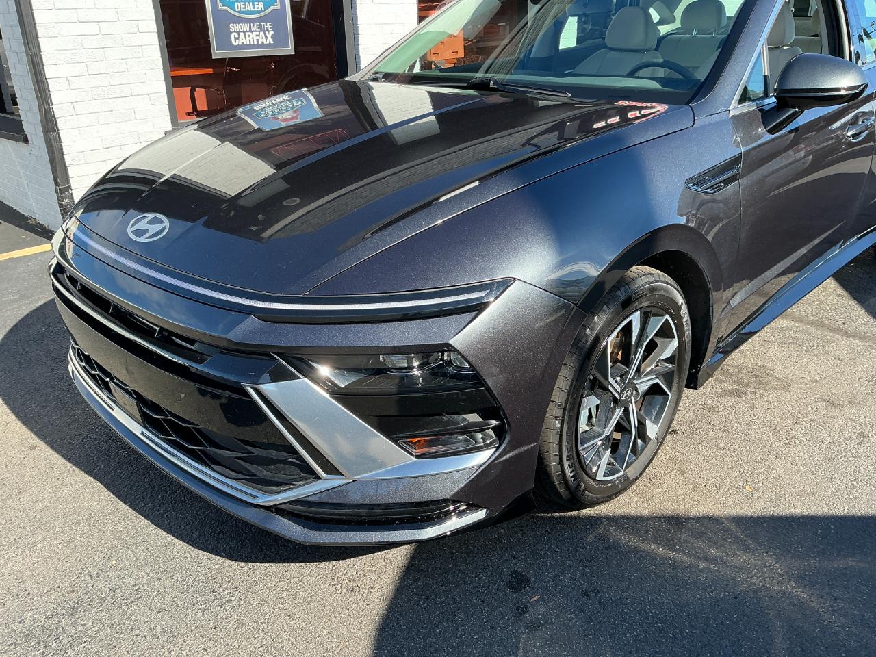 Hyundai Sonata SEL FWD 2025