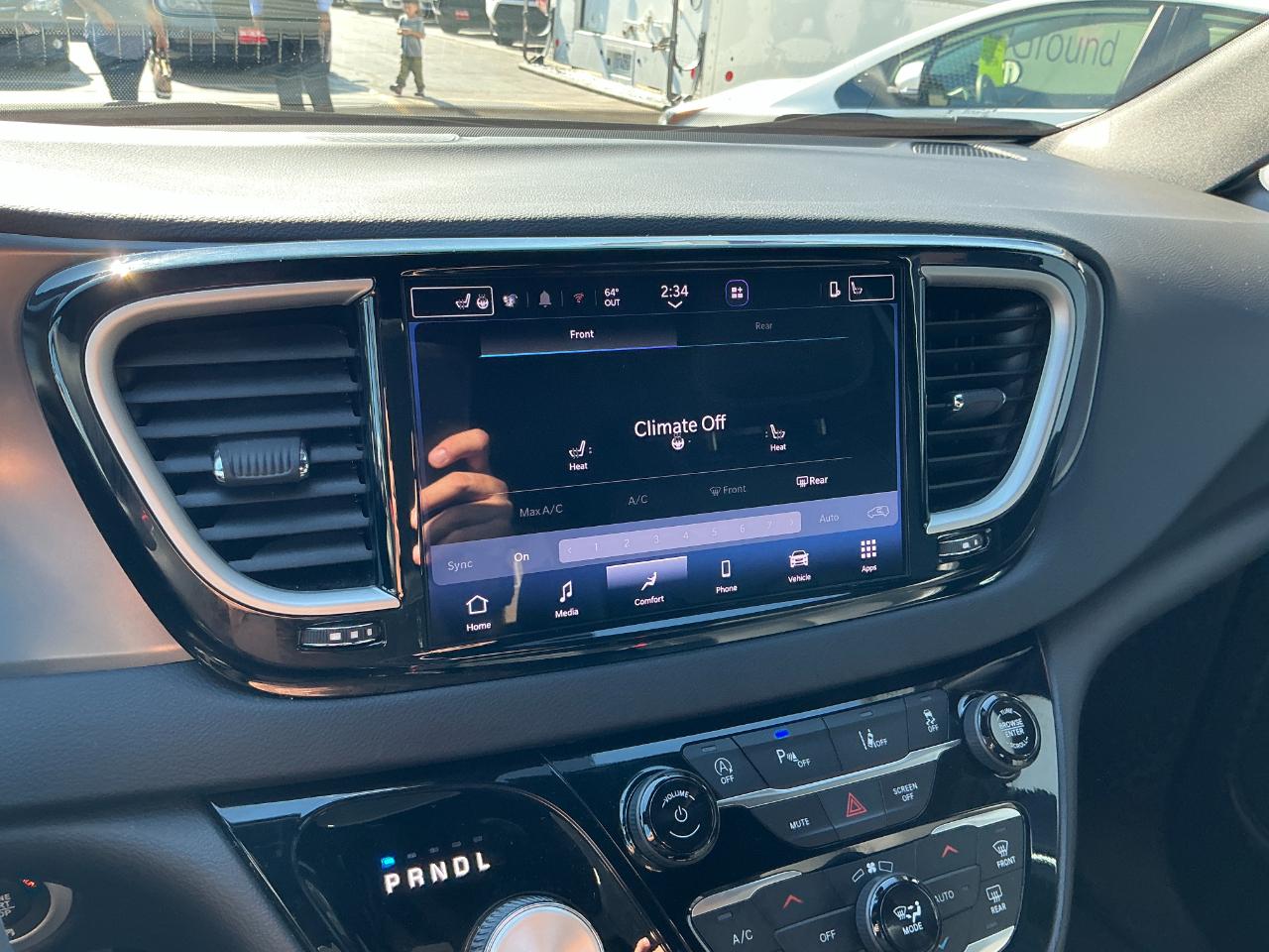 Chrysler Pacifica Select FWD 2026
