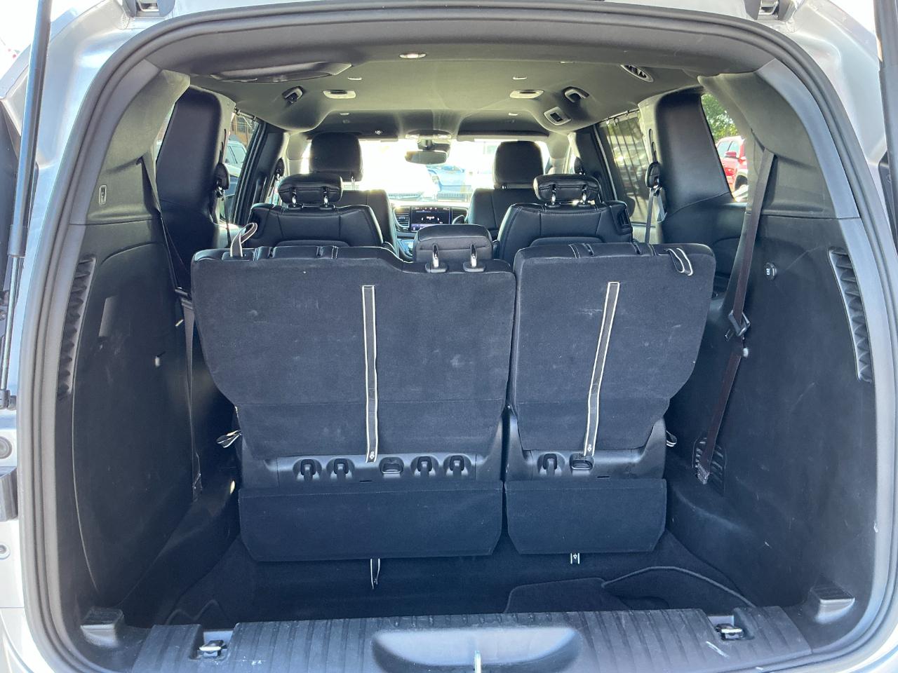 Chrysler Pacifica Select FWD 2026