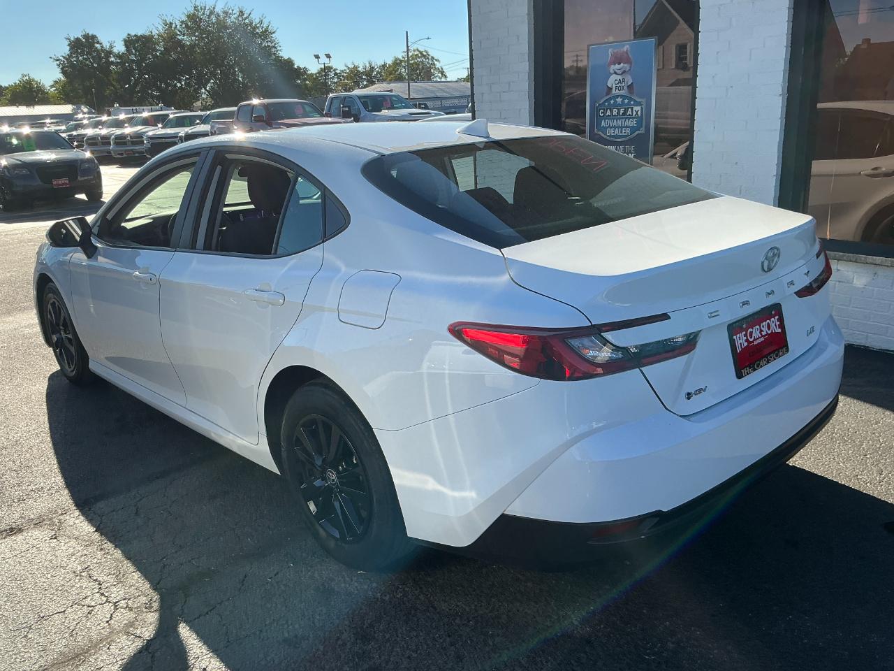 Toyota Camry LE (Natl) 2025