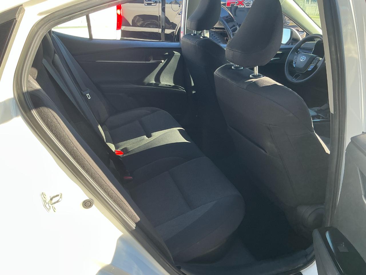 Toyota Camry LE (Natl) 2025