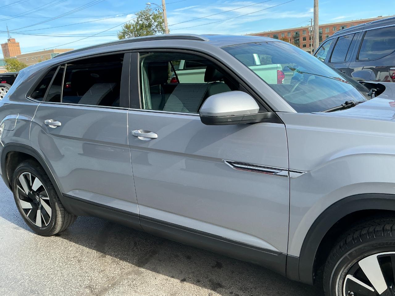 Volkswagen Atlas Cross Sport 2.0T SE w/Technology 4MOTION 2024