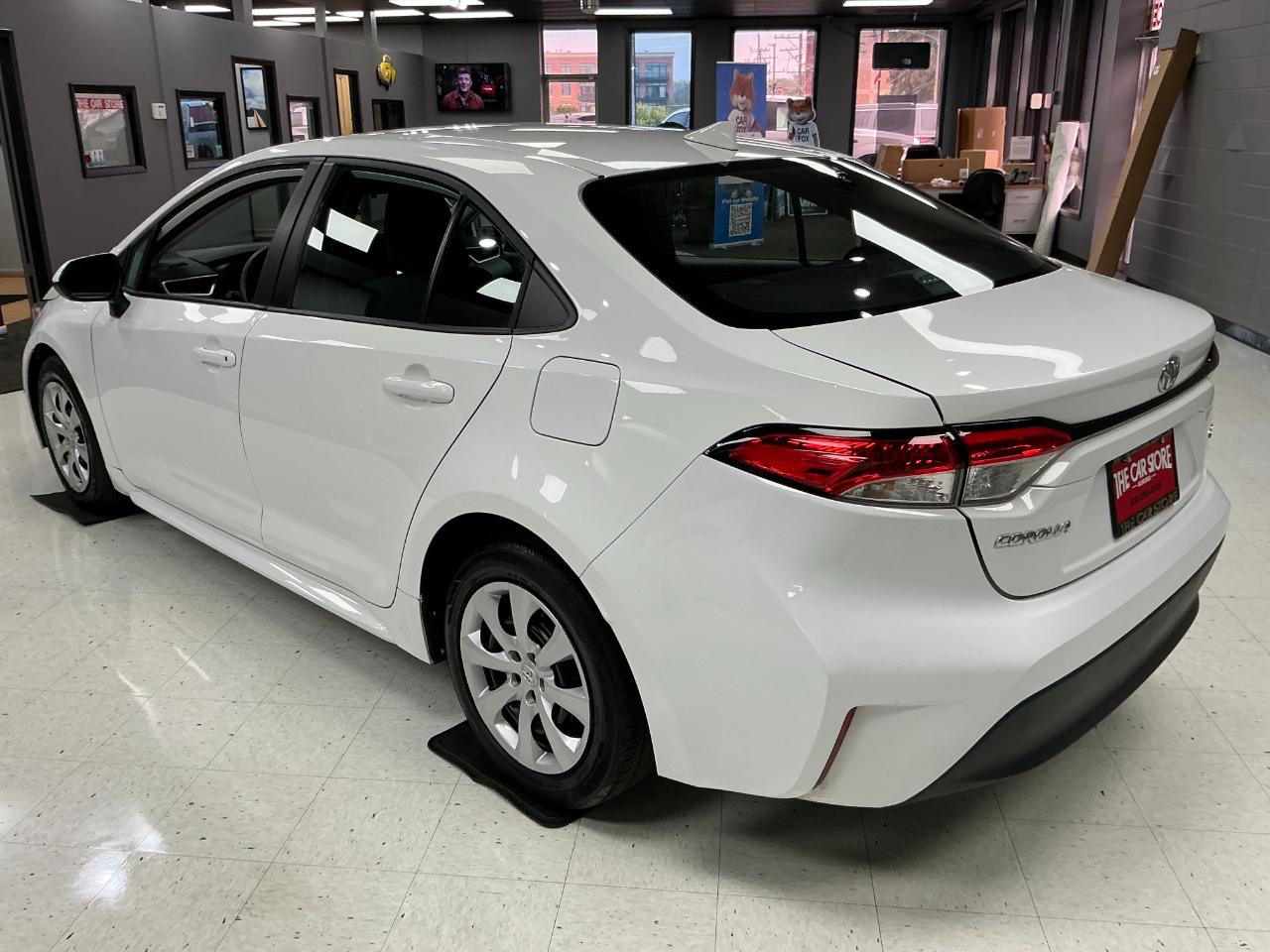 Toyota Corolla LE CVT (Natl) 2025