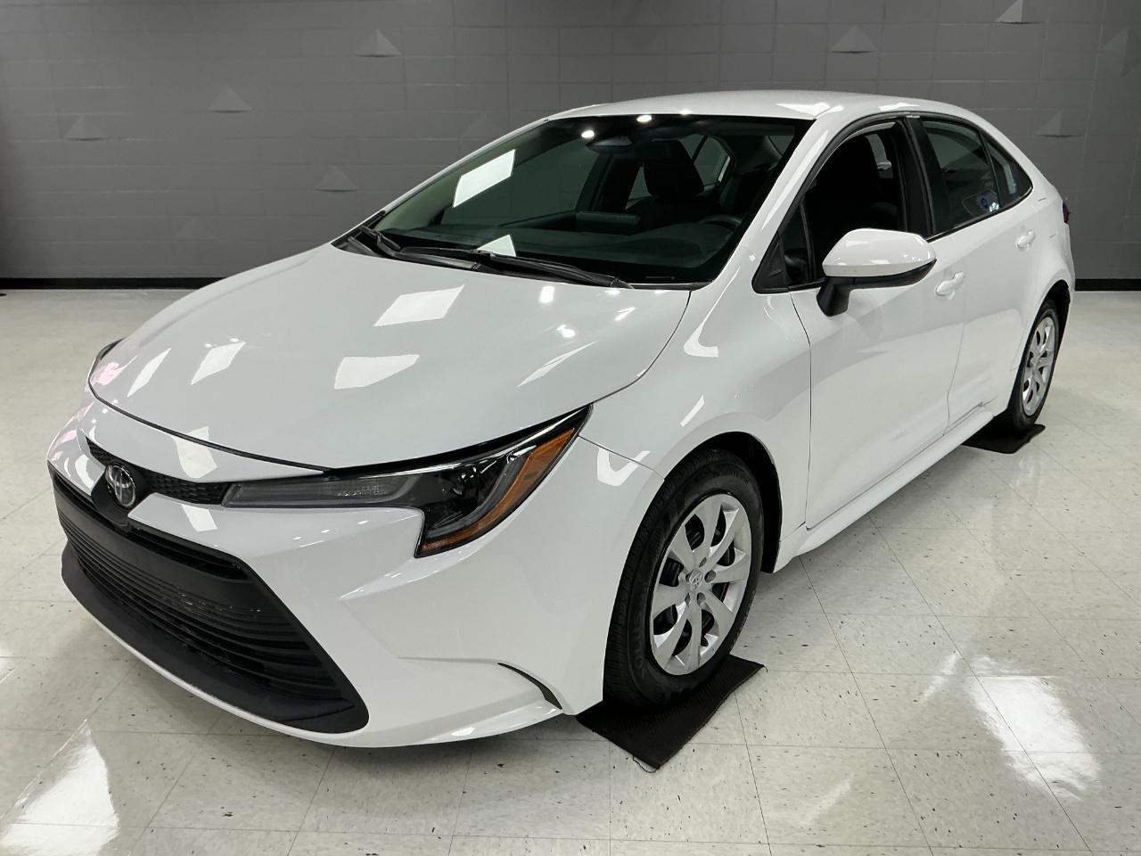 Toyota Corolla LE CVT (Natl) 2025