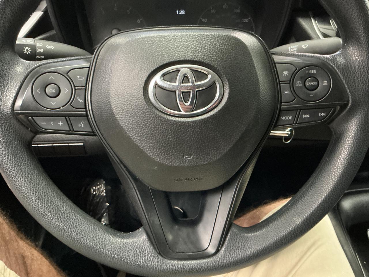 Toyota Corolla LE CVT (Natl) 2025