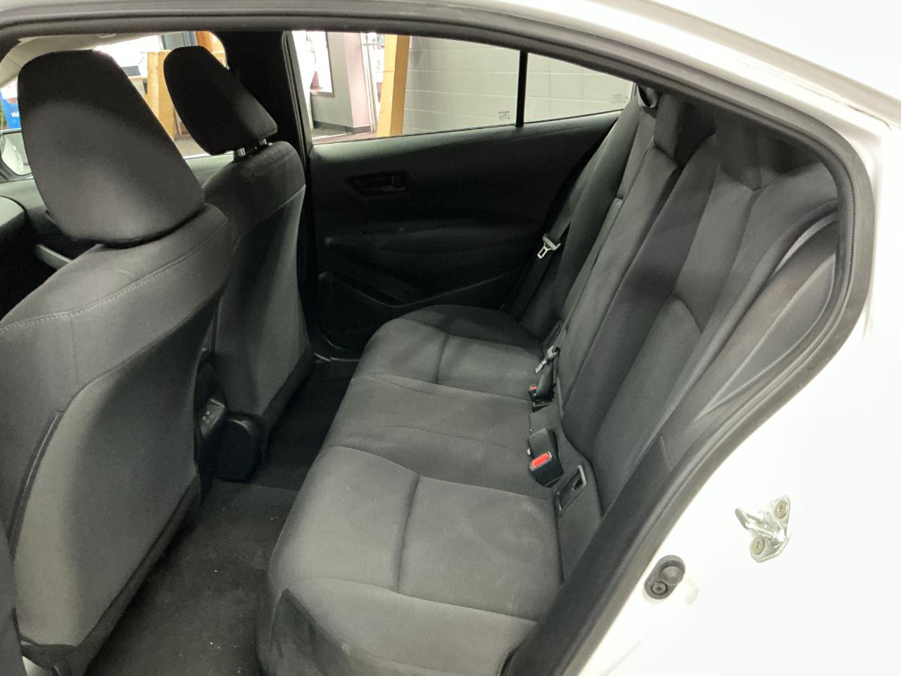 Toyota Corolla LE CVT (Natl) 2025