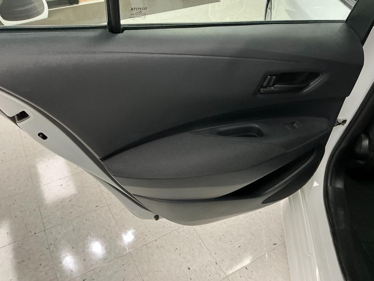 Toyota Corolla LE CVT (Natl) 2025