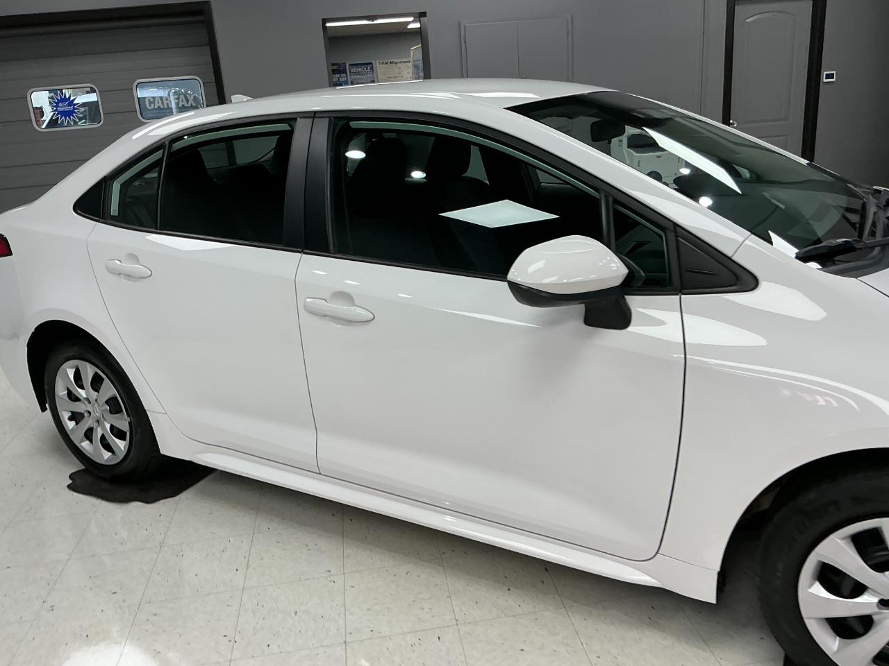 Toyota Corolla LE CVT (Natl) 2025