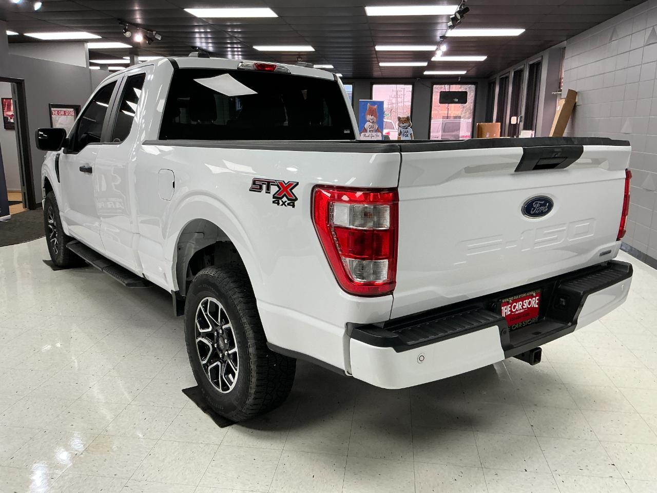 Ford F-150 XL 4WD SuperCab 6.5' Box 2022