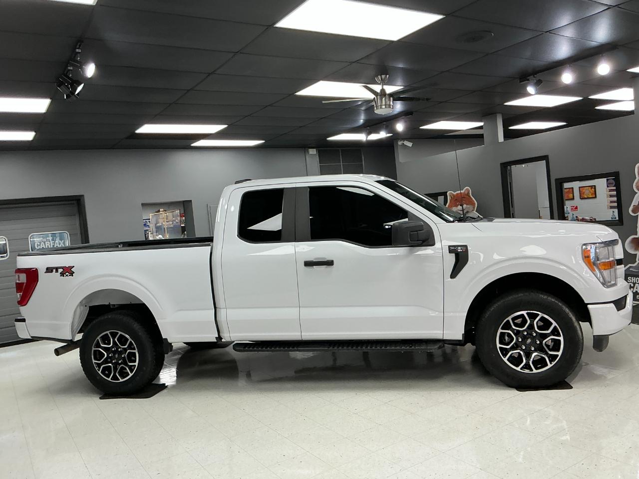 Ford F-150 XL 4WD SuperCab 6.5' Box 2022