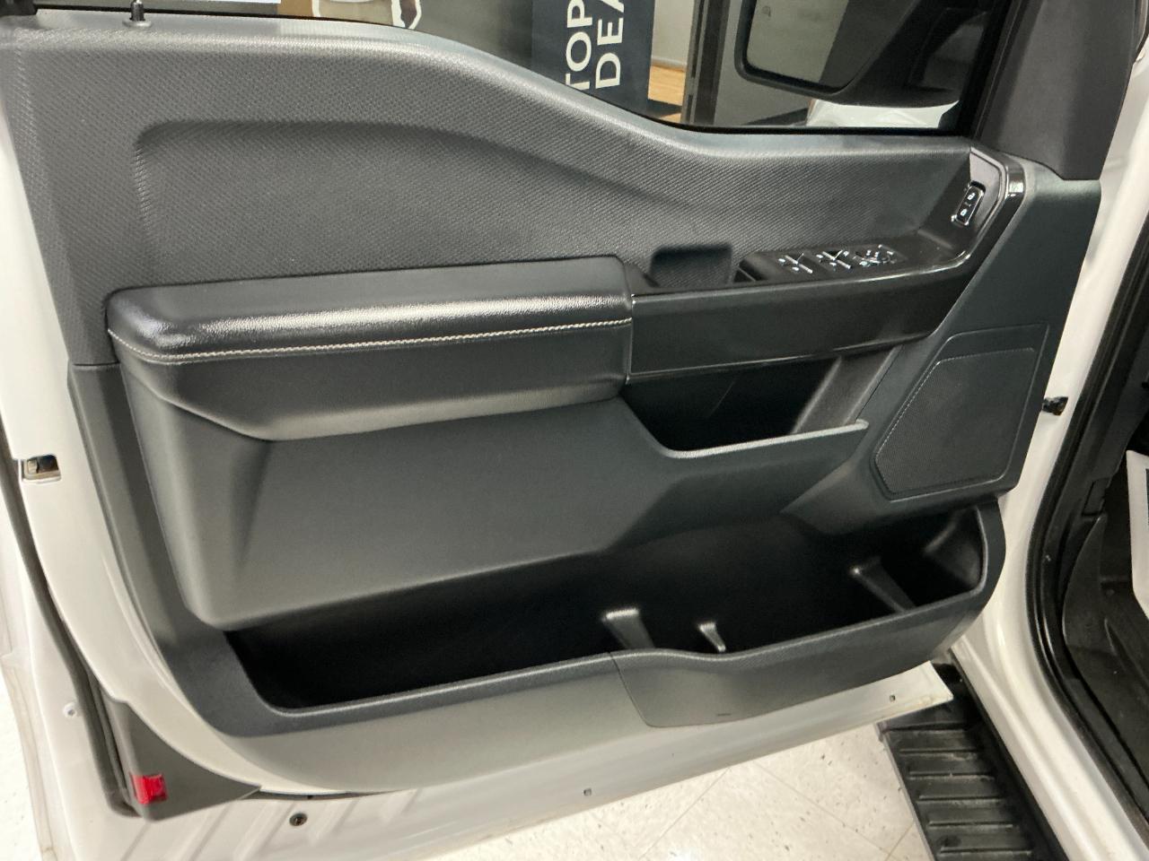 Ford F-150 XL 4WD SuperCab 6.5' Box 2022