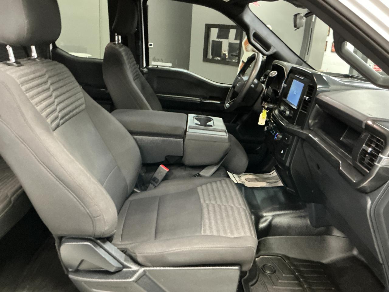 Ford F-150 XL 4WD SuperCab 6.5' Box 2022
