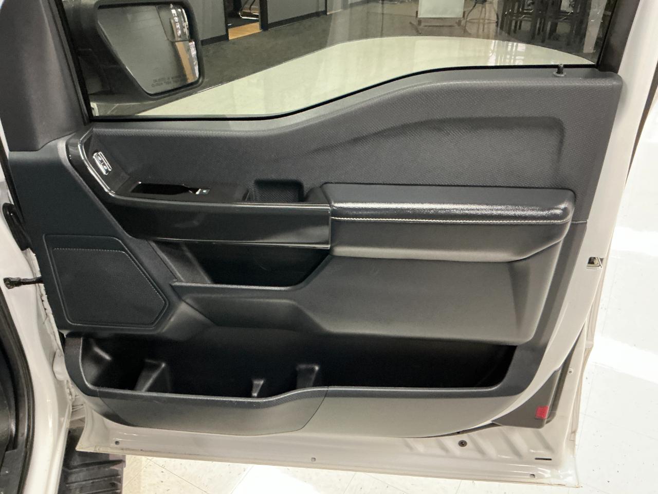 Ford F-150 XL 4WD SuperCab 6.5' Box 2022