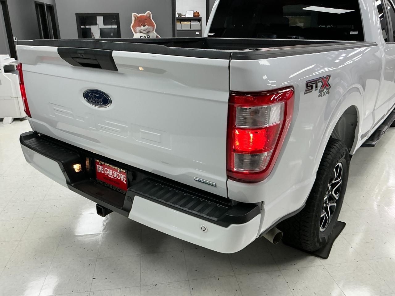 Ford F-150 XL 4WD SuperCab 6.5' Box 2022