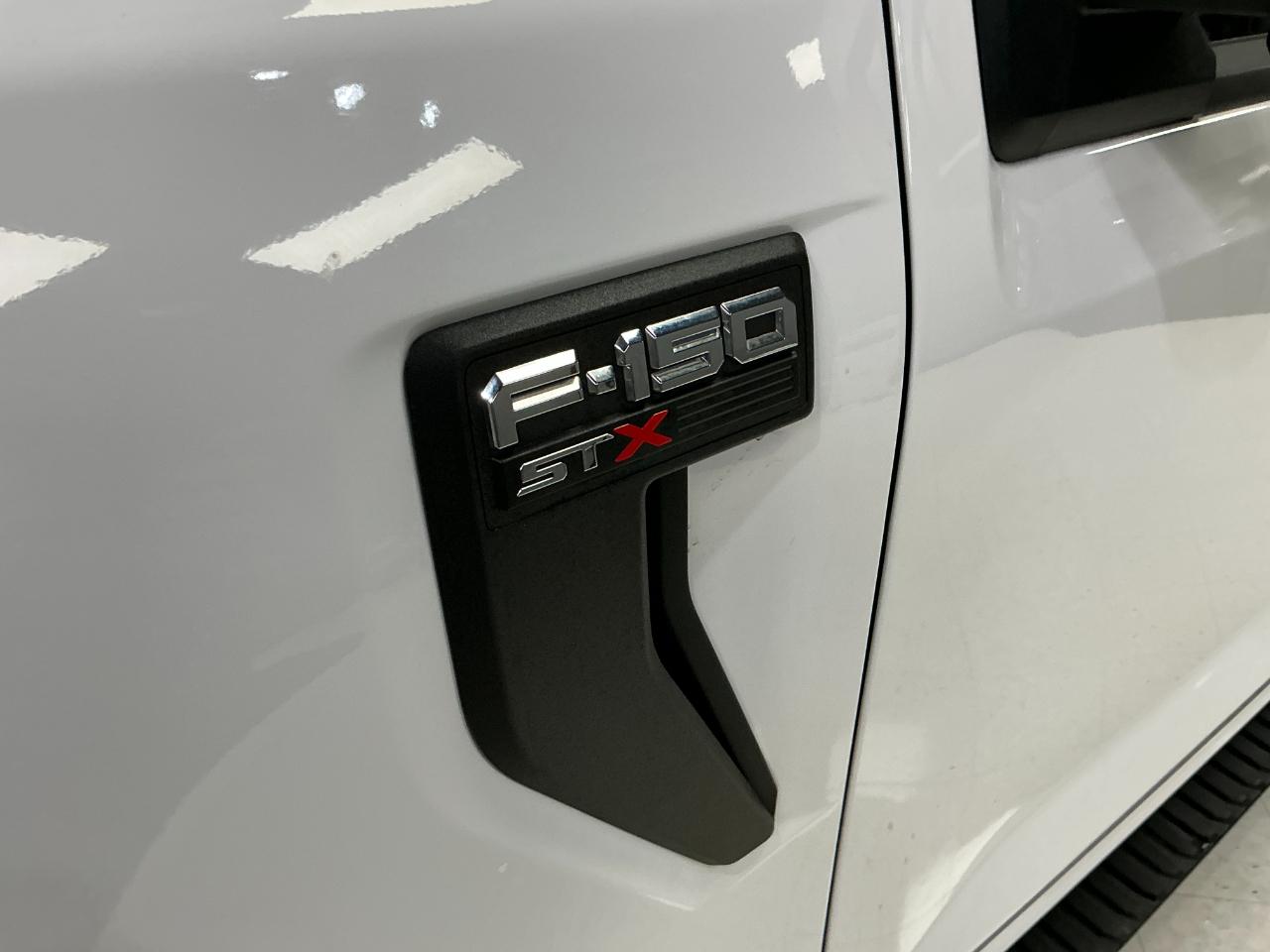 Ford F-150 XL 4WD SuperCab 6.5' Box 2022
