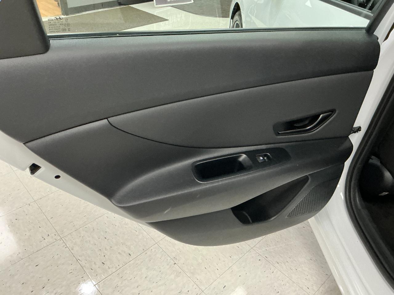 Hyundai Elantra SEL Sport Sedan 2026