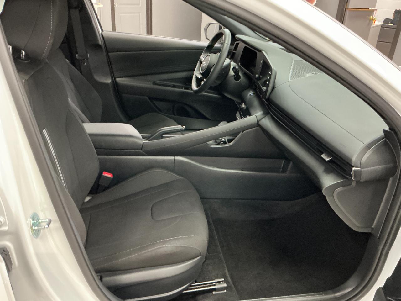 Hyundai Elantra SEL Sport Sedan 2026