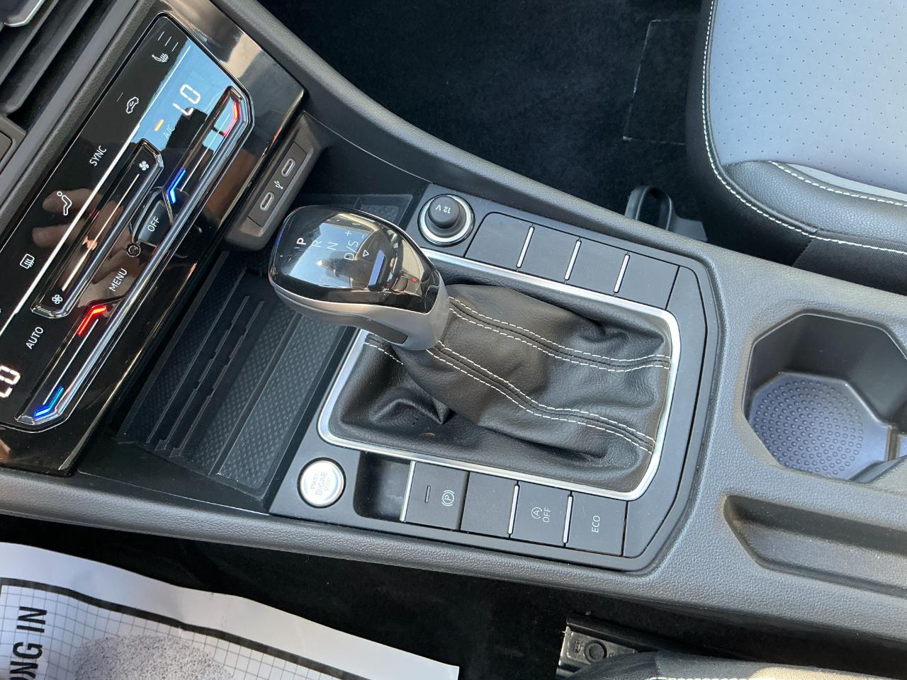 Volkswagen Jetta SE Auto 2026