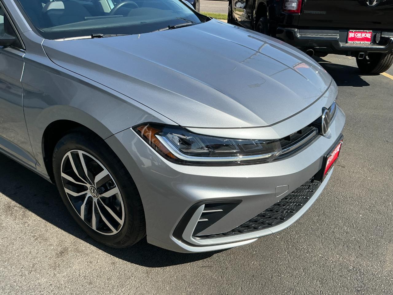 Volkswagen Jetta SE Auto 2026