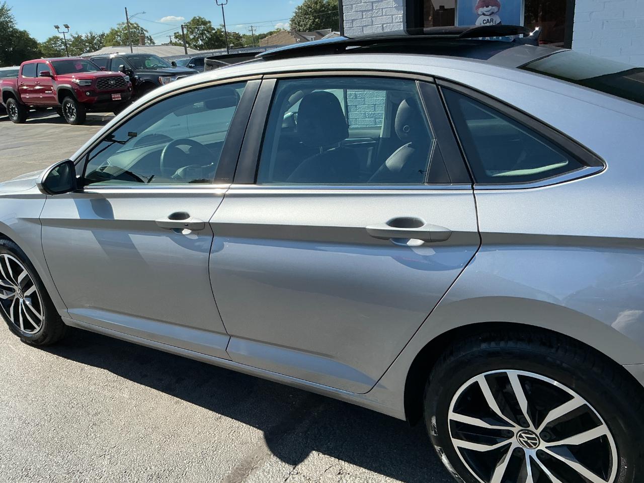 Volkswagen Jetta SE Auto 2026