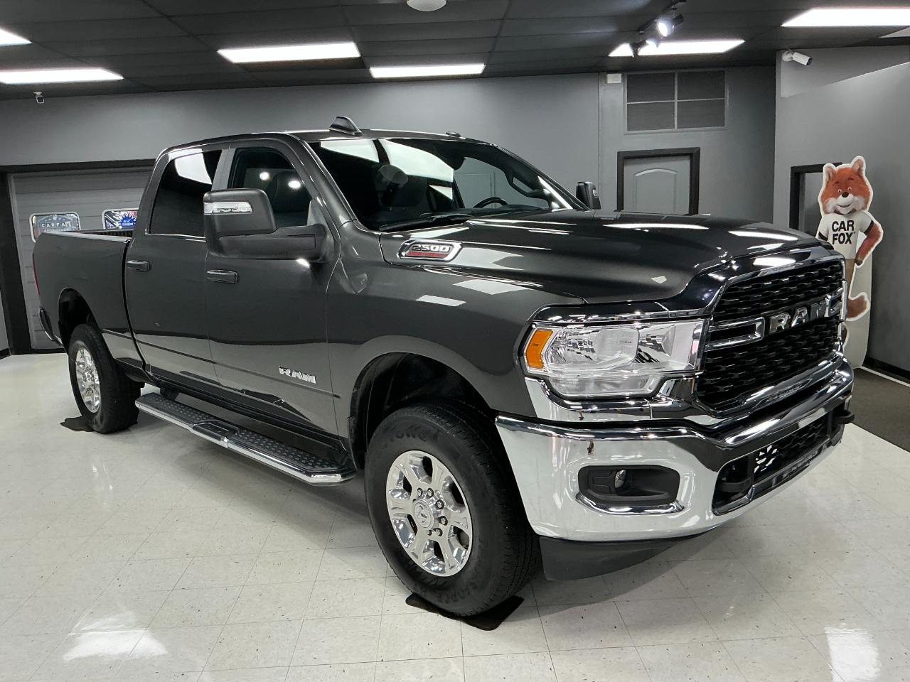 RAM 2500 Big Horn 4x4 Crew Cab 6'4" Box 2024