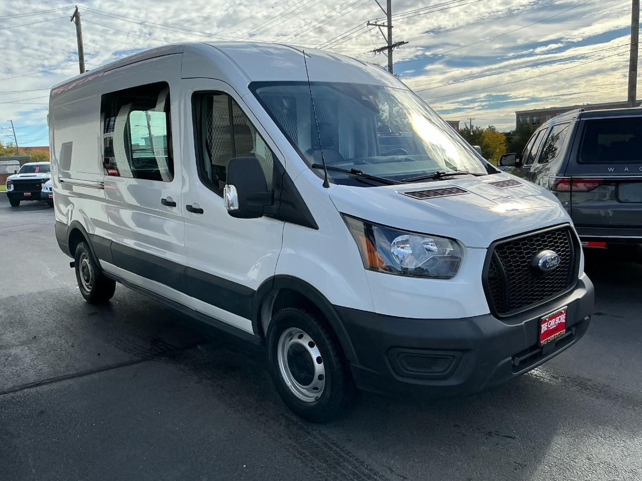Ford Transit Cargo Van T-250 130" Med Rf 9070 GVWR RWD 2023