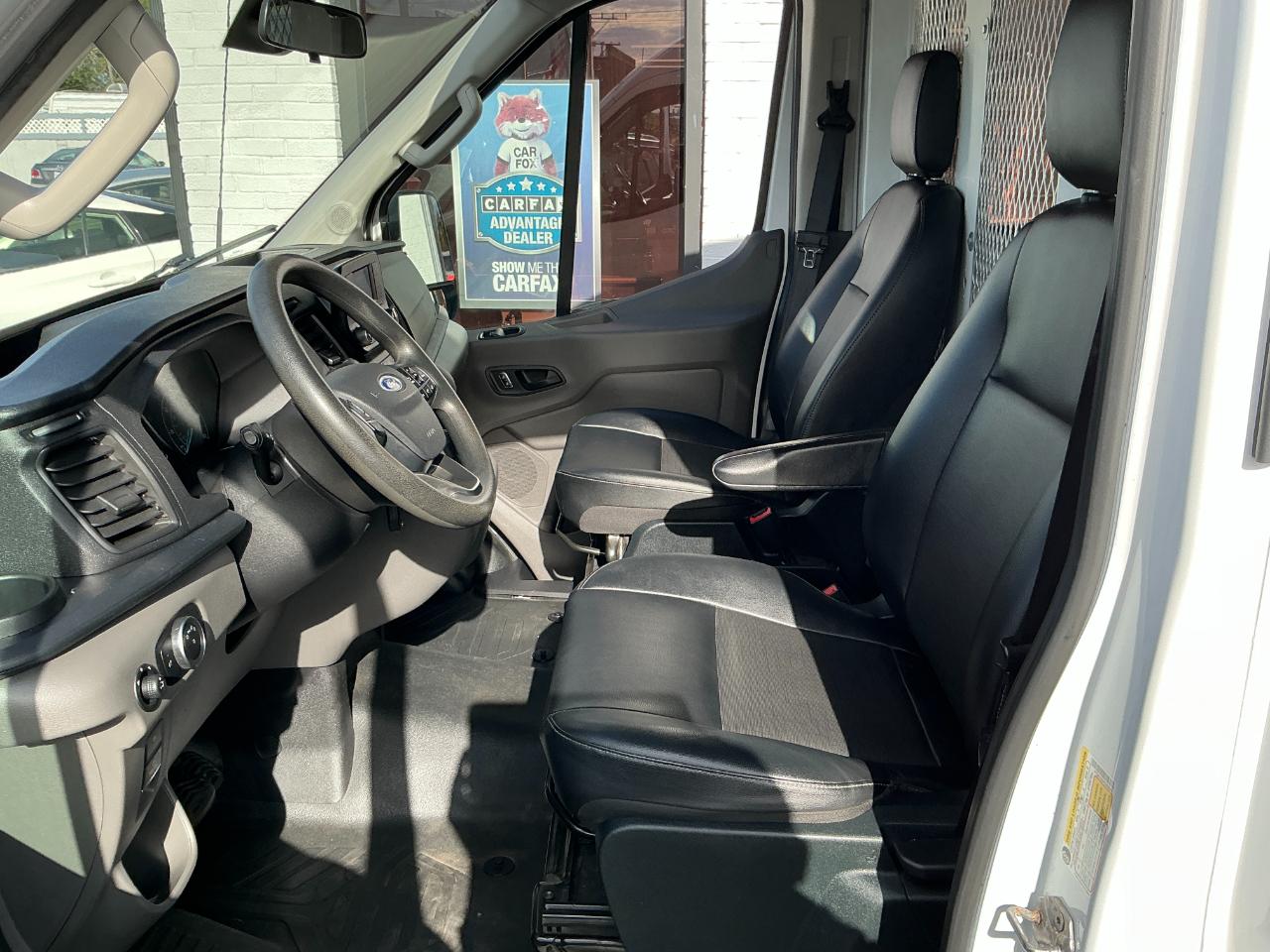 Ford Transit Cargo Van T-250 130" Med Rf 9070 GVWR RWD 2023