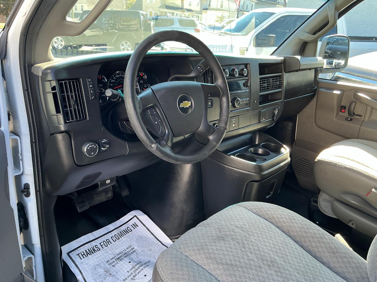 Chevrolet Express Cargo Van RWD 2500 135" 2016