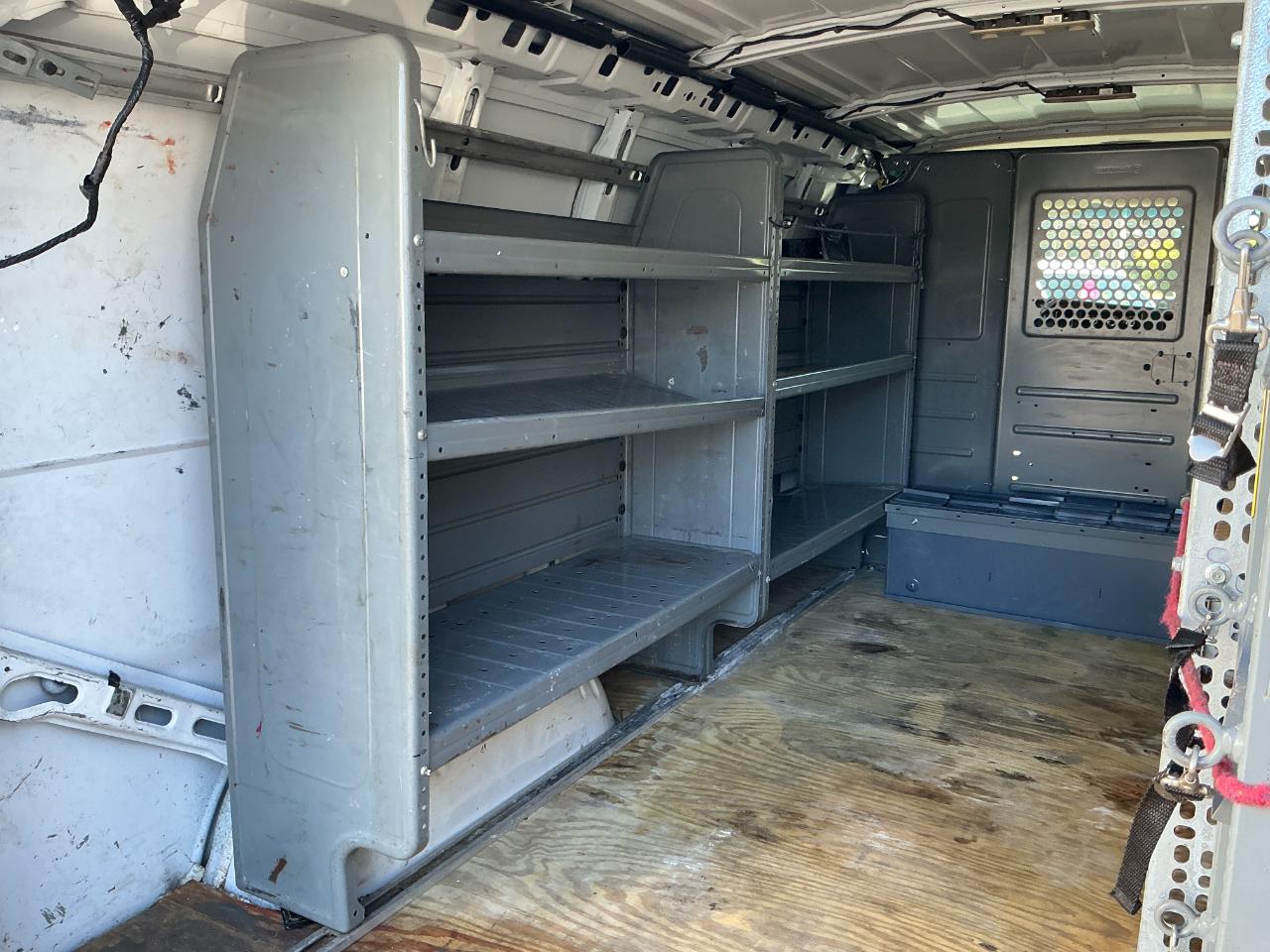 Chevrolet Express Cargo Van RWD 2500 135" 2016