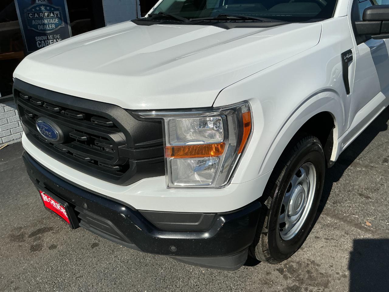 Ford F-150 XL 2WD Reg Cab 8' Box 2022