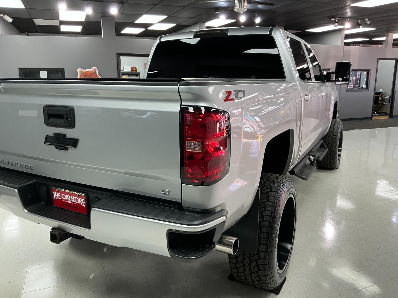 Chevrolet Silverado 1500 4WD Crew Cab 143.5" LT w/2LT 2018