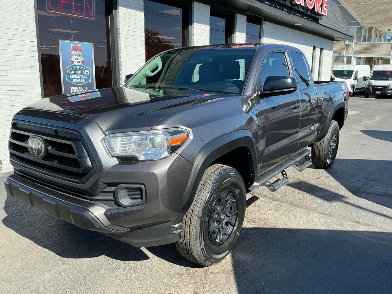 Toyota Tacoma 2WD SR Access Cab 6' Bed I4 AT (Natl) 2020