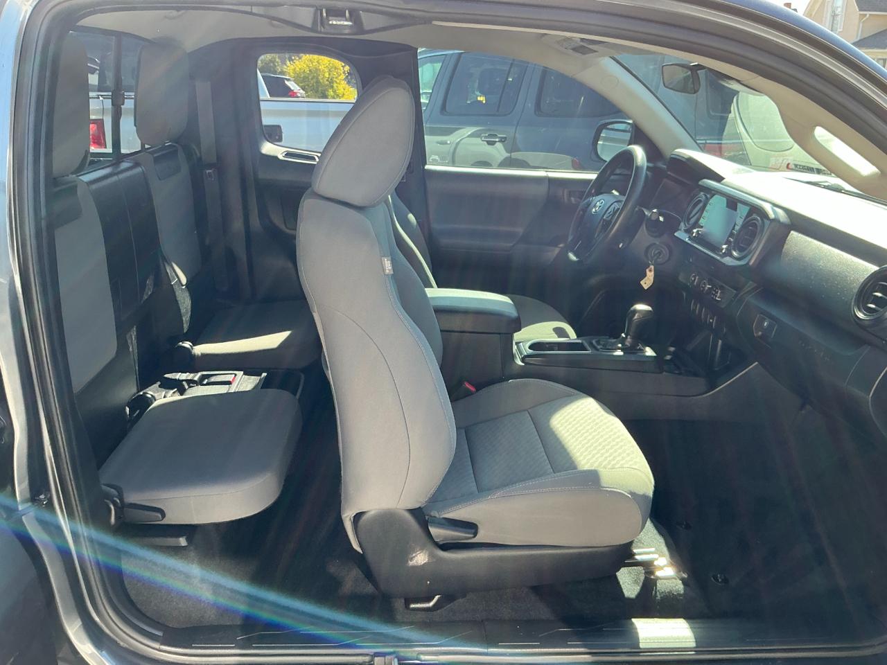 Toyota Tacoma 2WD SR Access Cab 6' Bed I4 AT (Natl) 2020