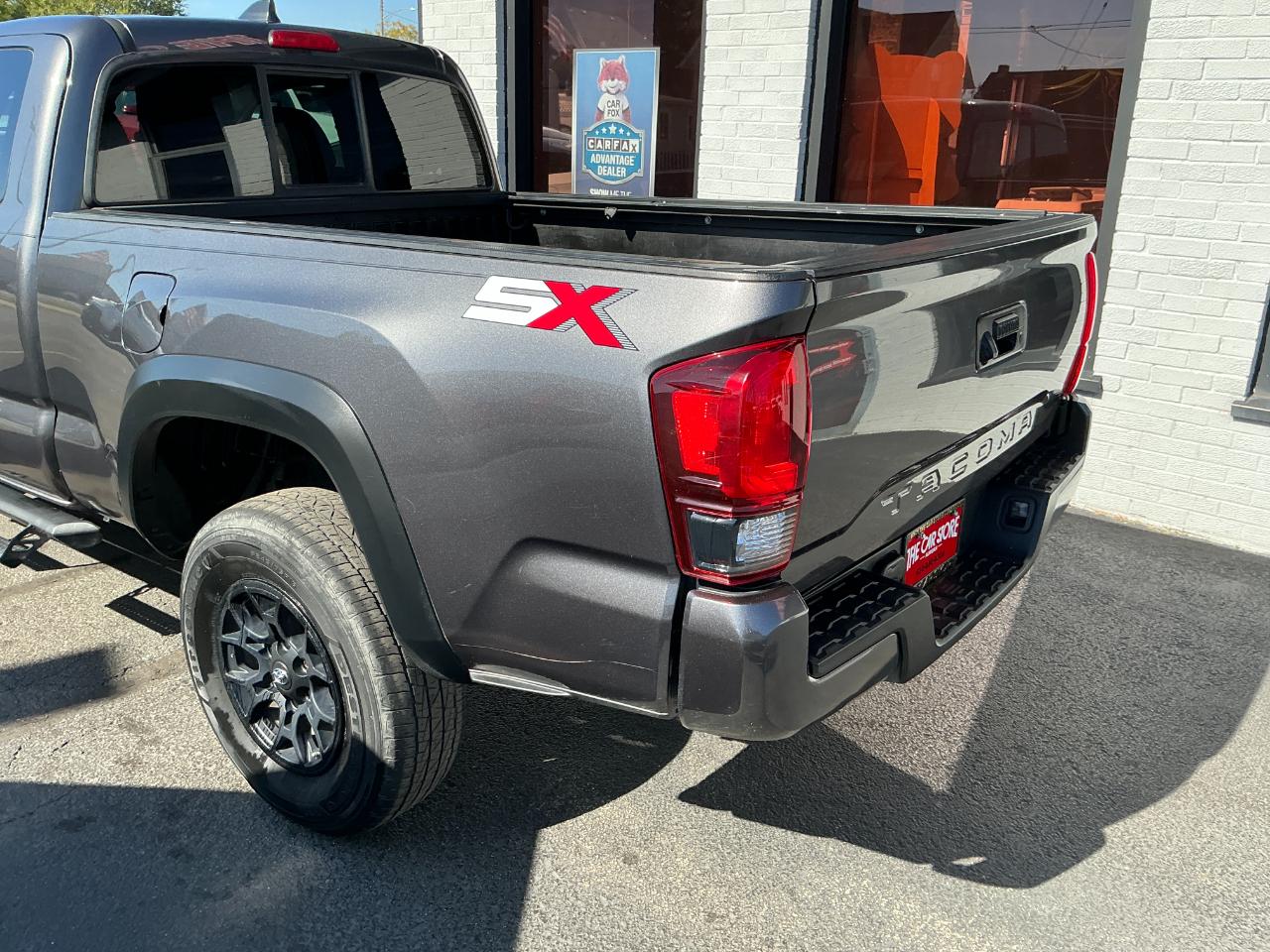 Toyota Tacoma 2WD SR Access Cab 6' Bed I4 AT (Natl) 2020