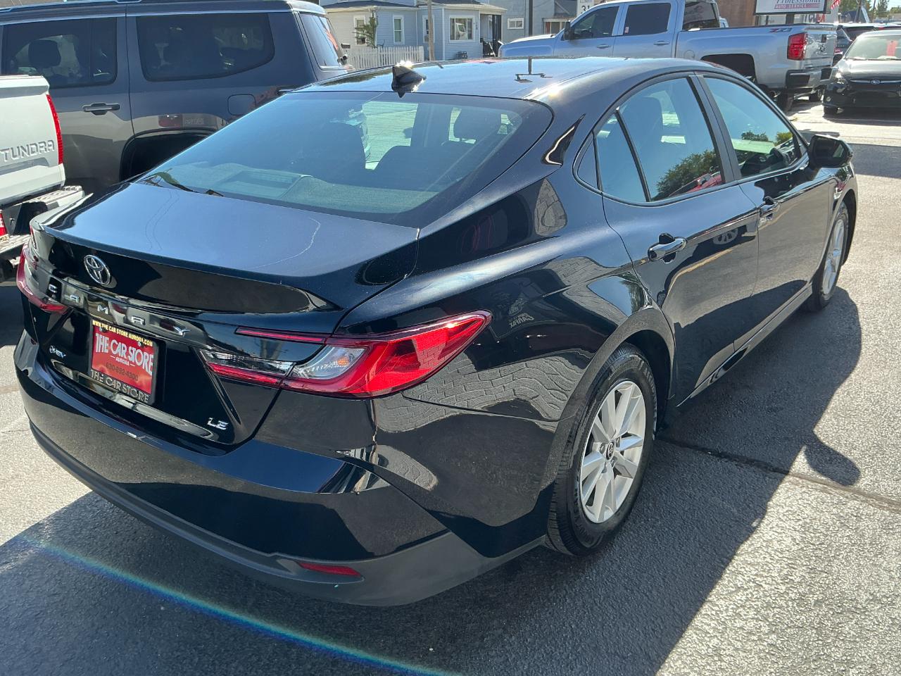 Toyota Camry LE (Natl) 2026