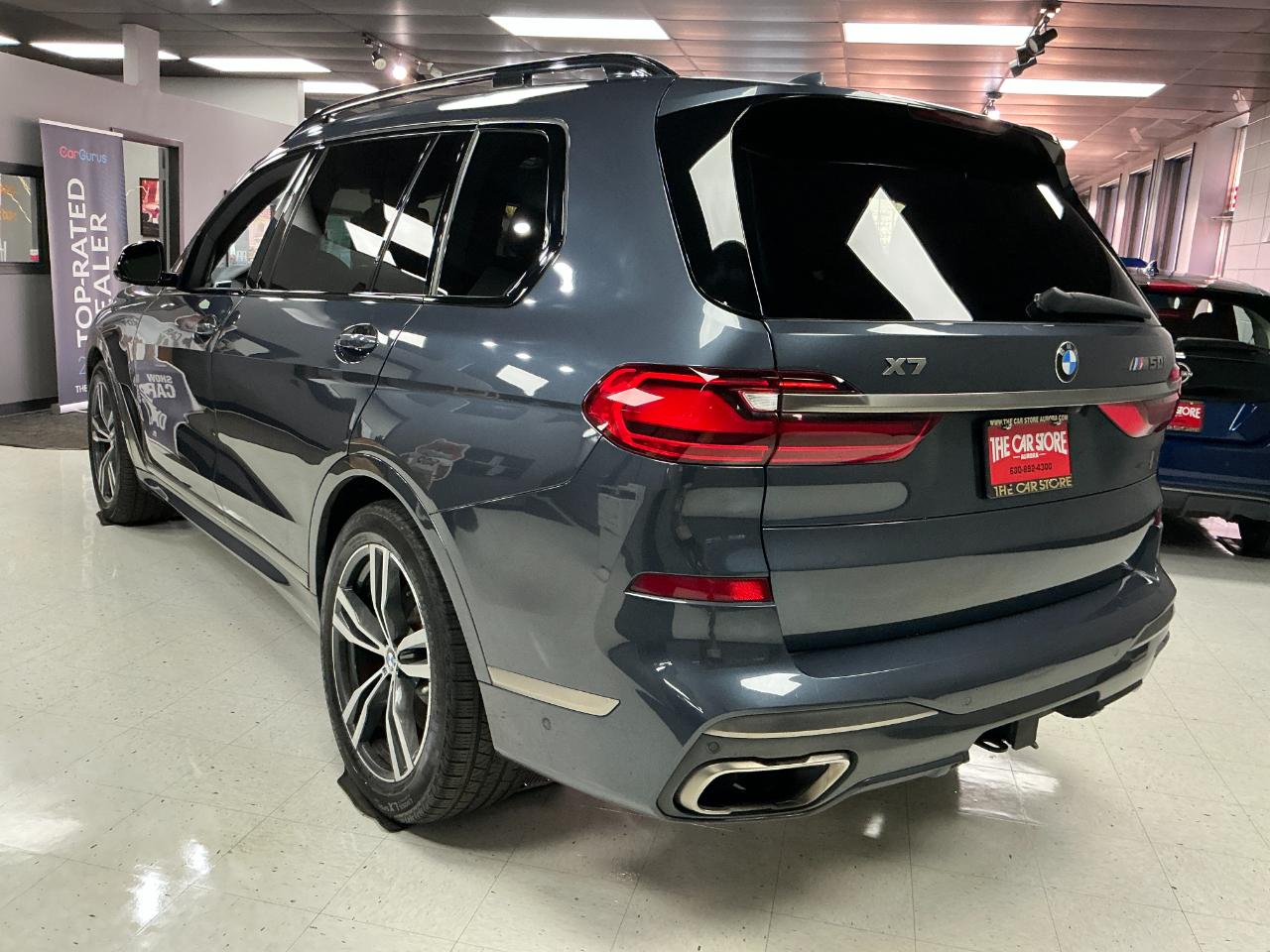 BMW X7 M50i Sports Activity Vehicle 2022