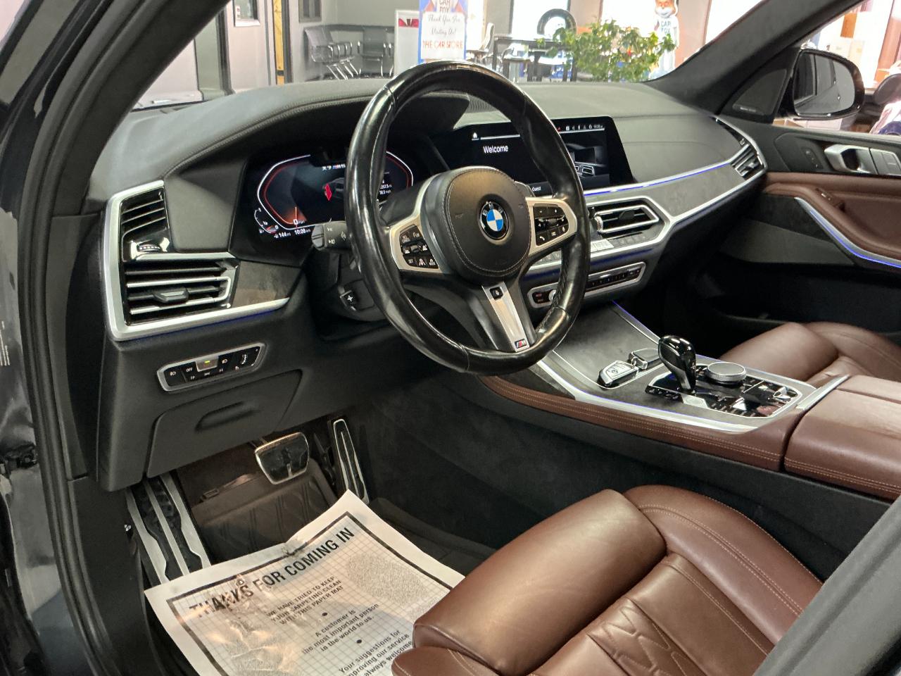 BMW X7 M50i Sports Activity Vehicle 2022