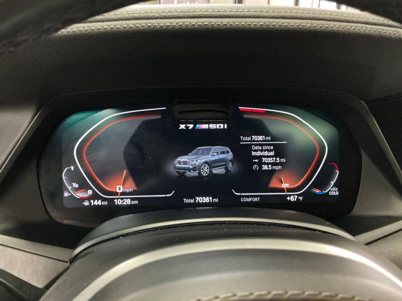 BMW X7 M50i Sports Activity Vehicle 2022