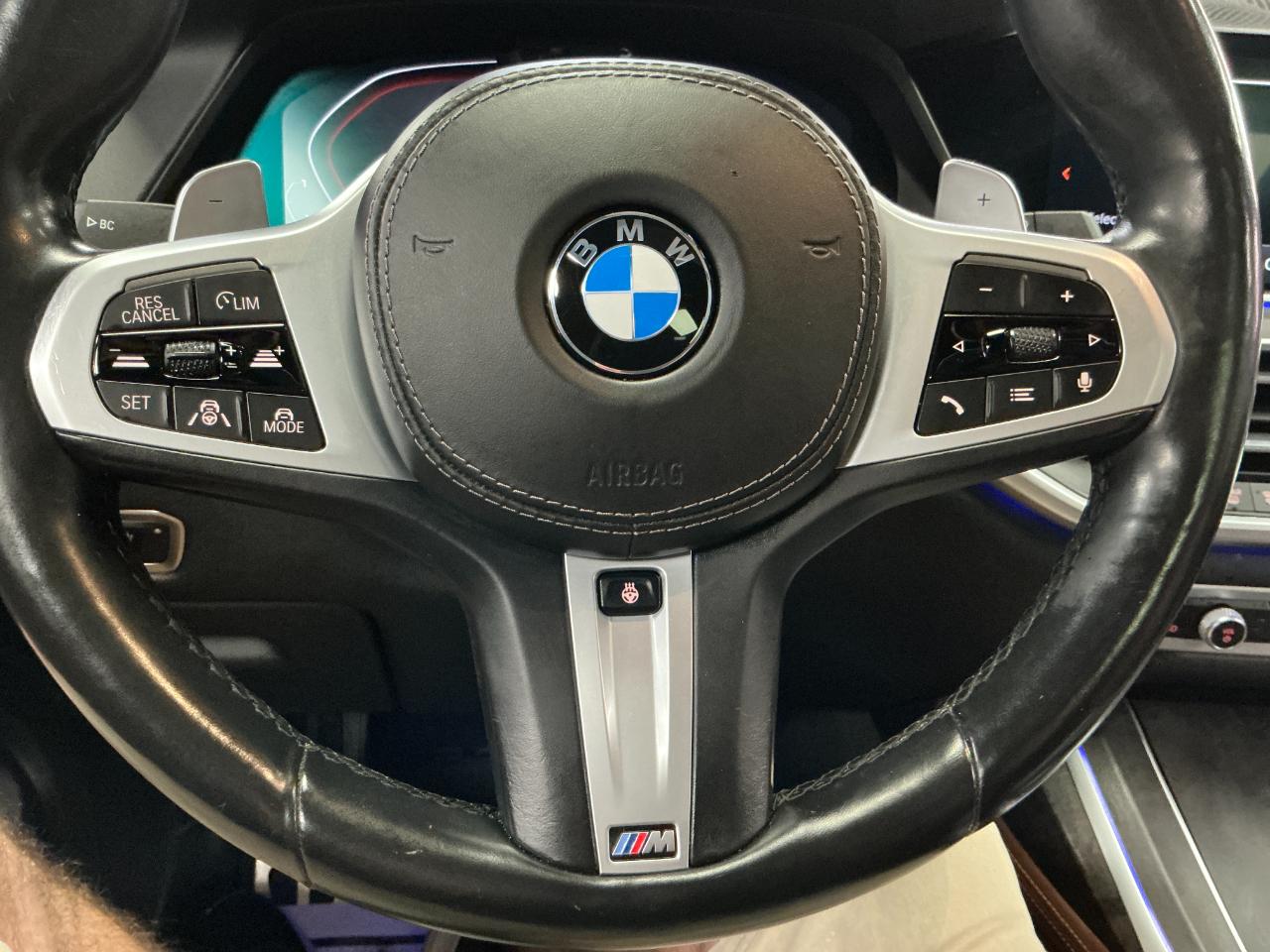 BMW X7 M50i Sports Activity Vehicle 2022