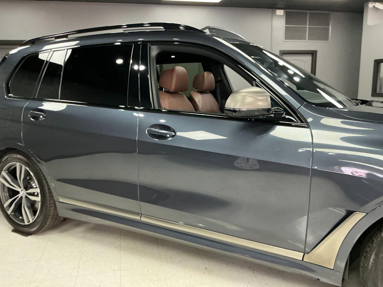 BMW X7 M50i Sports Activity Vehicle 2022