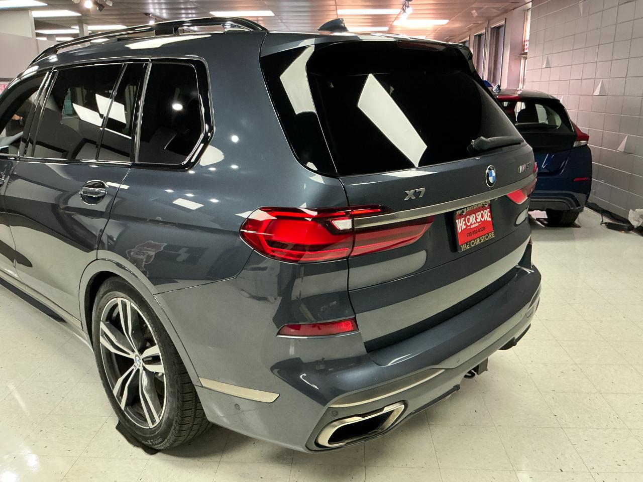 BMW X7 M50i Sports Activity Vehicle 2022