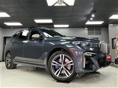 2022 BMW X7 
