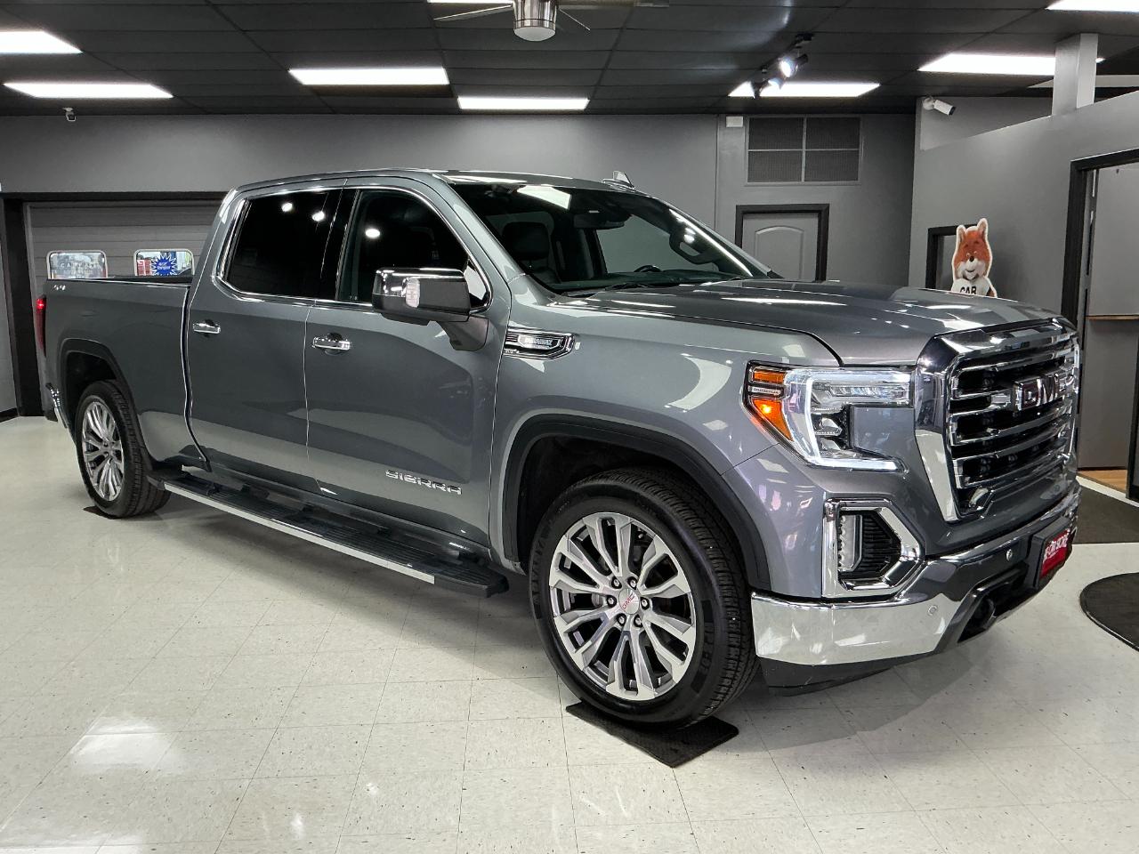 GMC Sierra 1500 4WD Crew Cab 157" SLT 2020