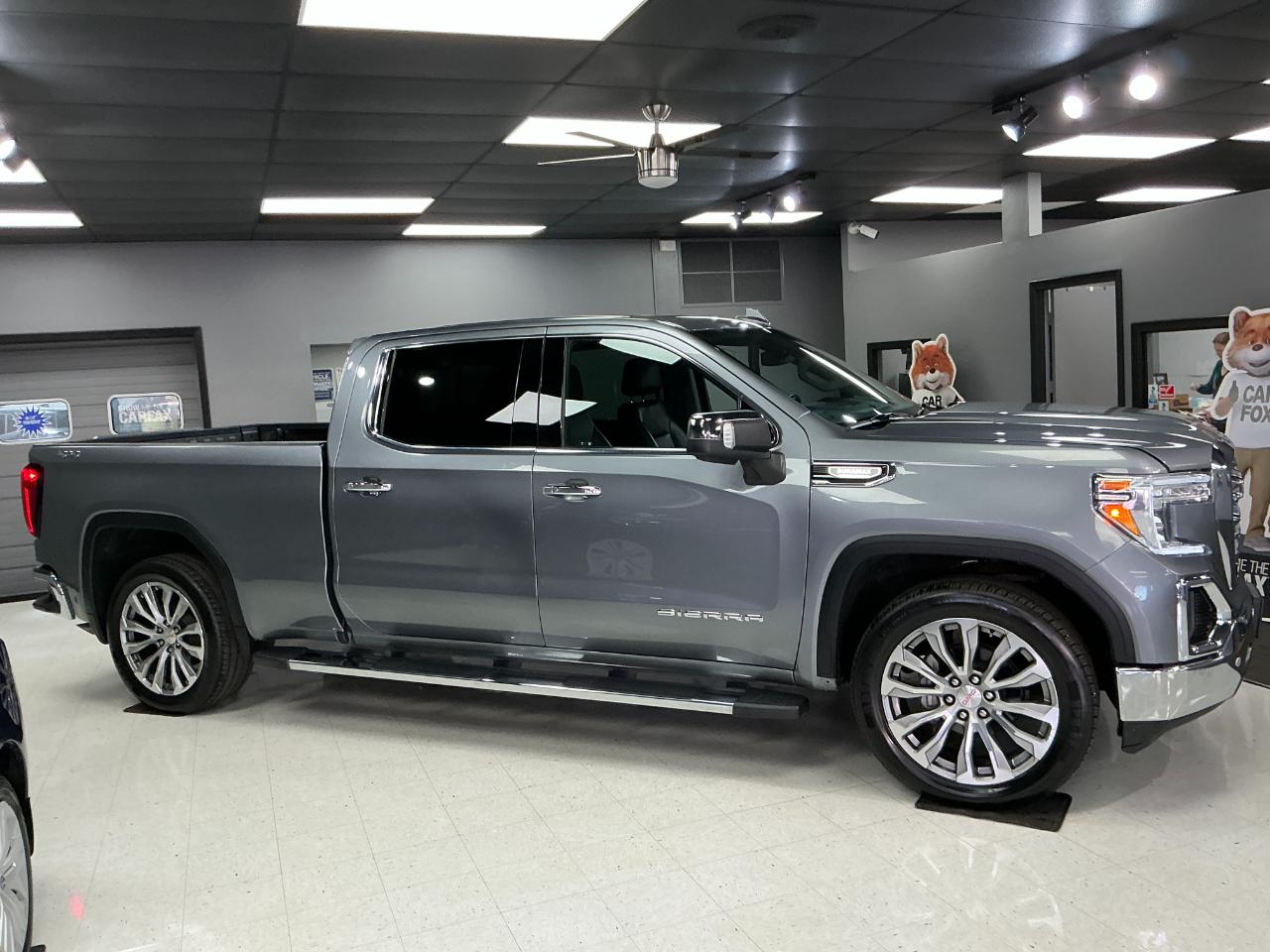 GMC Sierra 1500 4WD Crew Cab 157" SLT 2020