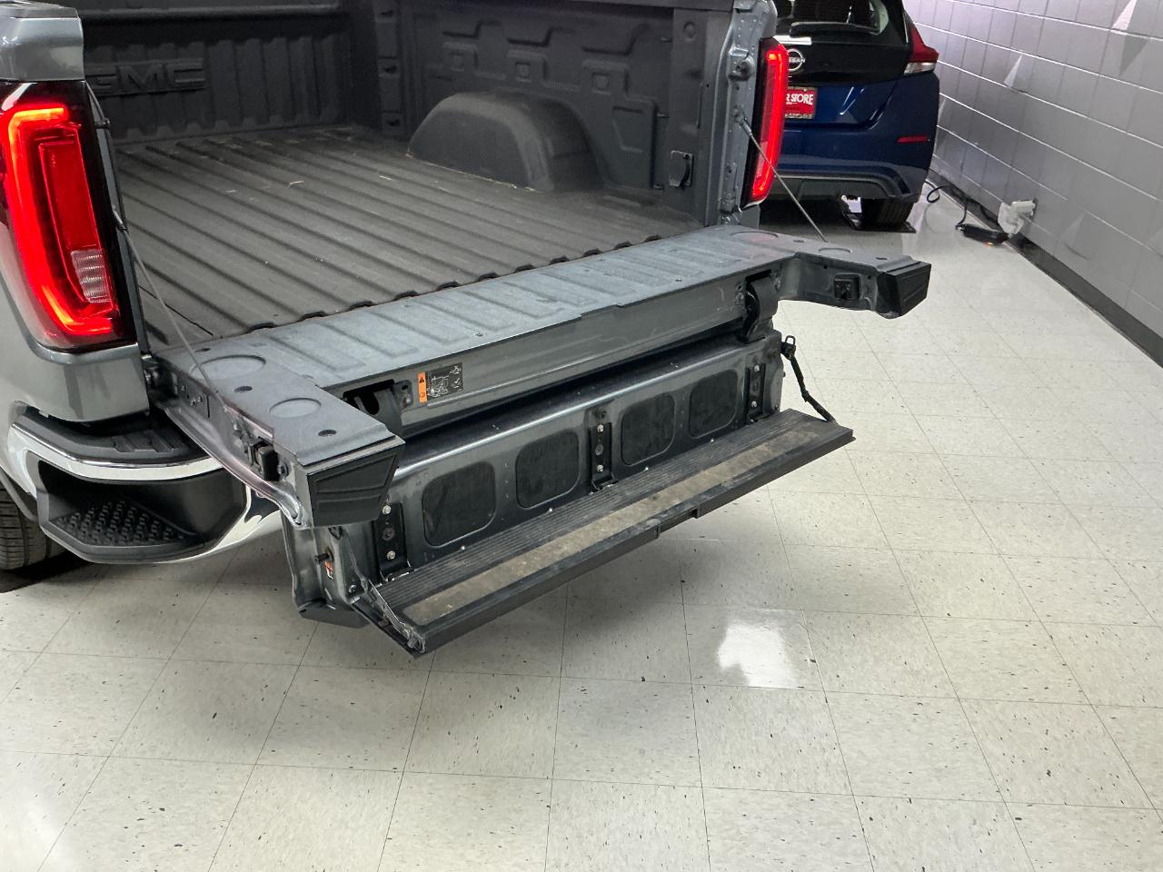 GMC Sierra 1500 4WD Crew Cab 157" SLT 2020