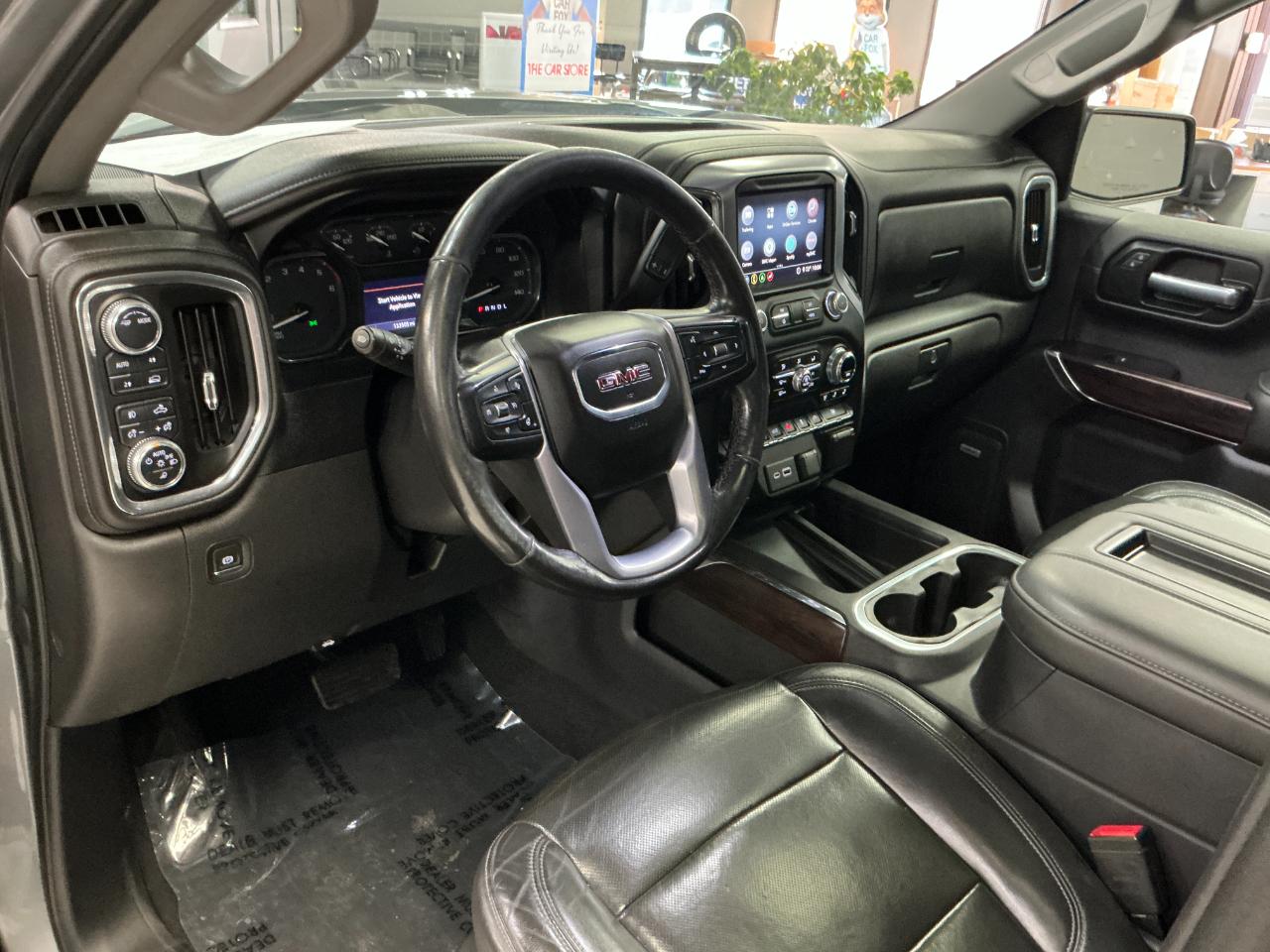 GMC Sierra 1500 4WD Crew Cab 157" SLT 2020