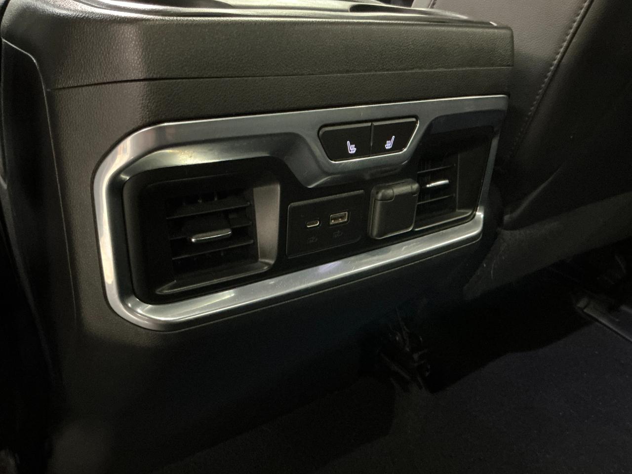 GMC Sierra 1500 4WD Crew Cab 157" SLT 2020