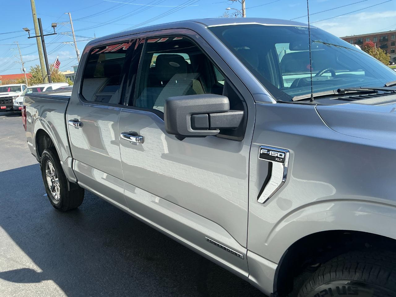Ford F-150 XLT 4WD SuperCrew 5.5' Box 2024