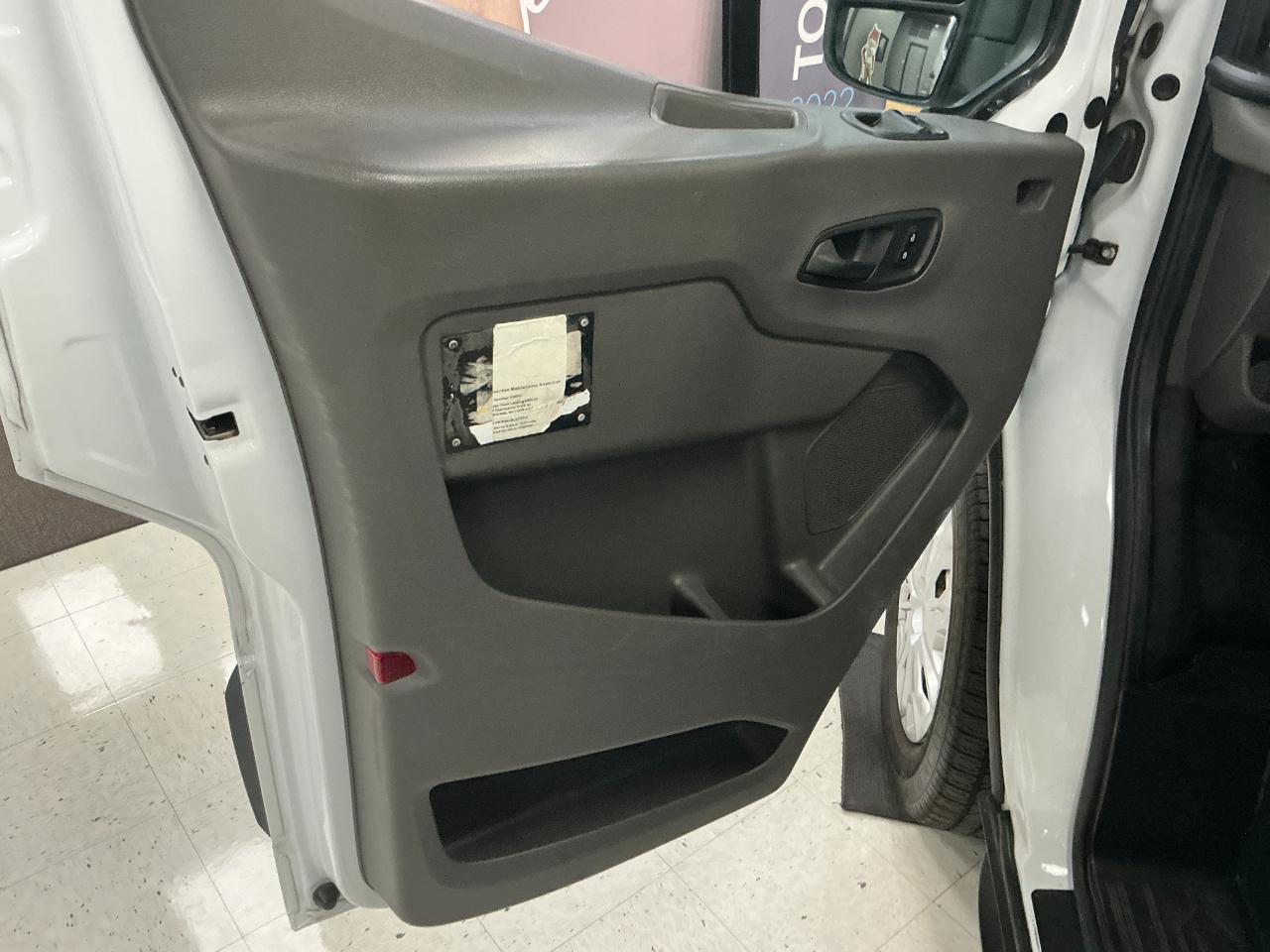 Ford Transit Cargo Van T-250 148" Low Rf 9000 GVWR Sliding RH Dr 2021