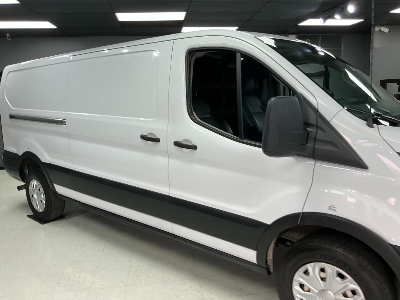 Ford Transit Cargo Van T-250 148" Low Rf 9000 GVWR Sliding RH Dr 2021